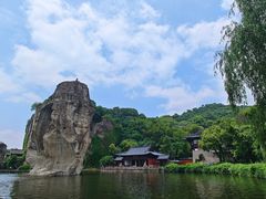 -鲁镇