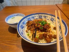 -辣肉面大王(天平路店)