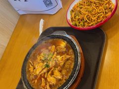 -奎屯友好时尚购物中心