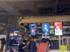 -暴风岛沉浸式体验馆(百联世纪店)