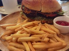-Common Table · Brunch & Coffee