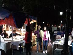 -吴山路夜市
