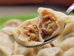 -孖妹上肉饺子馆