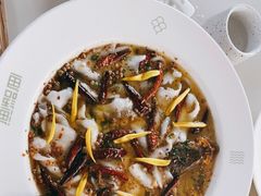 -渔语鱼酸菜鱼新川菜(来福士店)