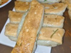 猪肉茴香褡裢火烧-福荣居褡裢火烧京味家常菜(西四店)