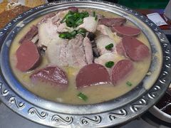 东北杀猪菜-金手勺东北菜馆(大屯北路店)