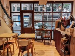 -C.Y Cafe