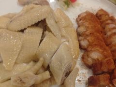 -东豪园林海鲜酒家(南港路辅路店)