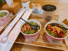 -南门金峰辣子鸡·玩串串(昌发展万科广场店)