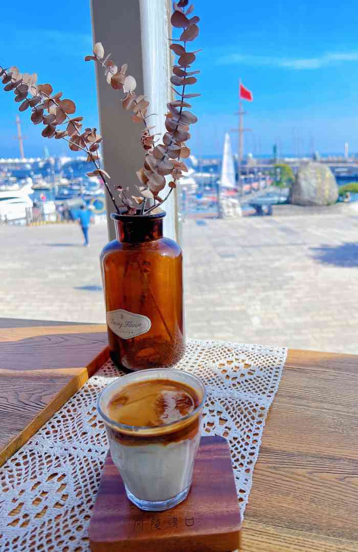 风陵渡口咖啡酒馆(小麦岛店)-"美好的周末本来想去樱花小镇看看,结果
