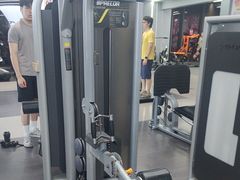 -超鹿运动(五四路恒力城店)