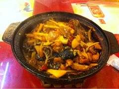 -重庆鸡公煲(三八山珍美食城店中店)