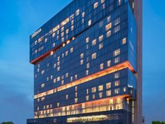 -广州天河希尔顿酒店