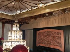 -Mogul Eatery·大亨餐酒馆