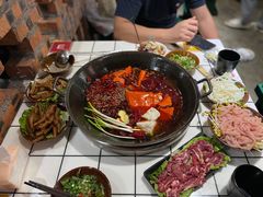 -扎起市井老火锅(乐山总店)