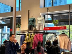 -lululemon(比斯特购物村店)
