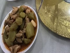 -雨田饭店
