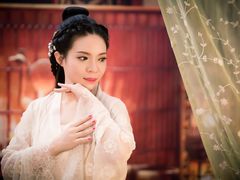 楚乔-九月鹰飞汉服摄影工作室