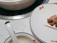 -三人行骨头王火锅(长寿店)