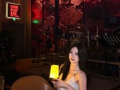 -FOUR PLAY BAR