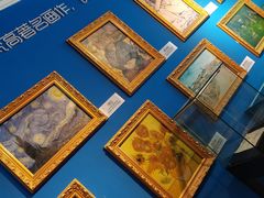 -上海梵高星空艺术馆(南京路旗舰店)