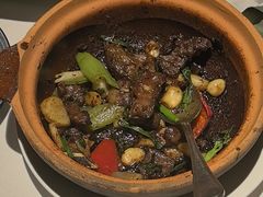 -八府香鸭·啫啫煲(华山路店)