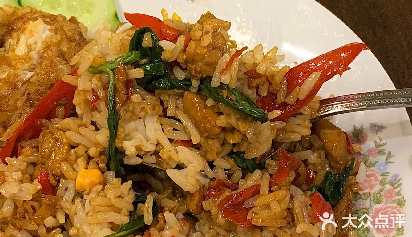 找到我心心念念的泰奶和打抛饭啦🍚