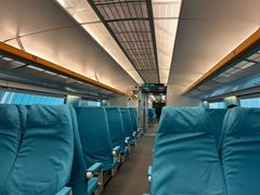 -龙阳路磁悬浮列车总站-停车场