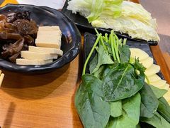 -呷哺呷哺(常营华联店)