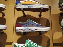 -五环Outlets(高新工厂店)