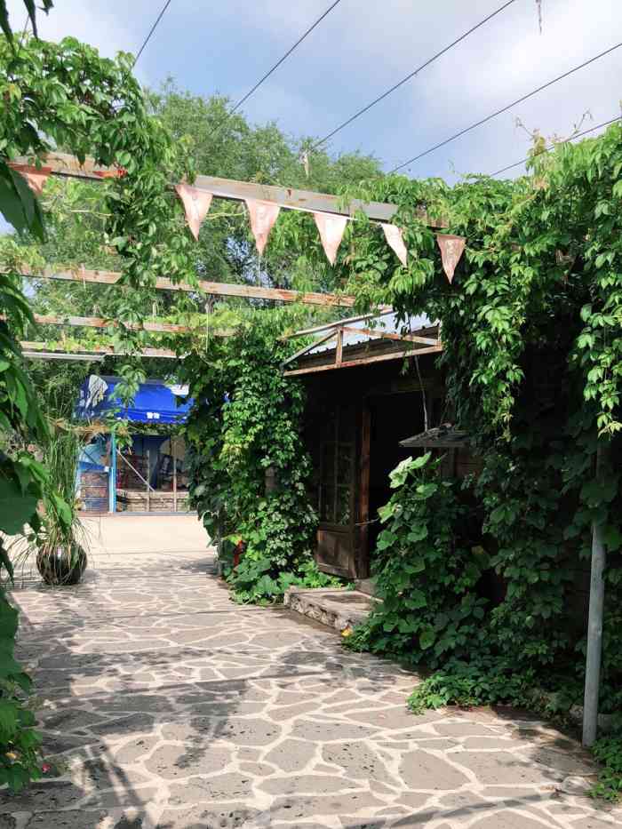 乡野山里人家-"很有东北风的饭店,请上海的家人吃,震撼到.