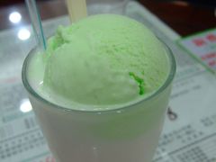 椰汁牛奶雪糕-仁信老铺(华盖路店)