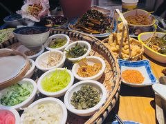 -包整·丝娃娃(一览甲秀楼风景店)