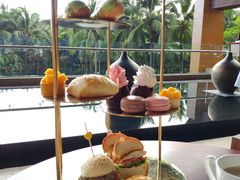 -三亚湾海居铂尔曼度假酒店