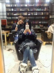-马克男发时尚店