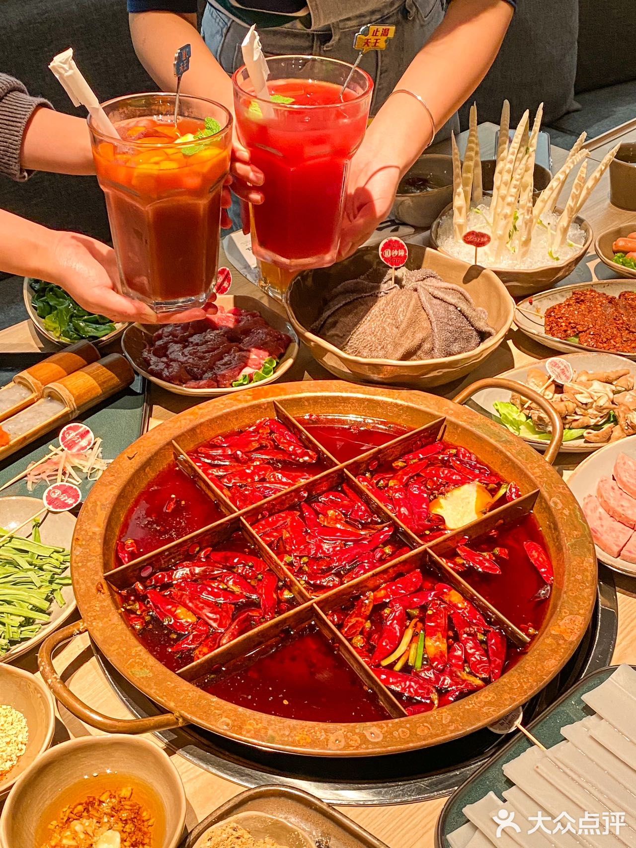 从香港火到长沙的重庆火锅🔥超多明星打卡过…