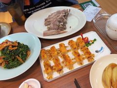 黄米凉糕-贯贯吉·清真餐厅(浙江中路店)