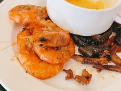 -东方红海鲜百汇(国际大厦店)