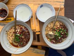 -呼啦面馆·头牌豌杂面(爱琴海店)