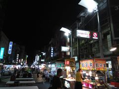 -六合夜市