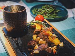 田园澳洲骰子牛肉-蜜桃花开·中西融合菜E&W(南长街店)