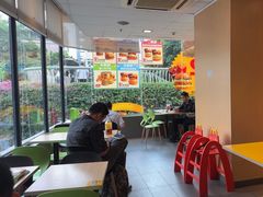 -麦当劳(伟城广场店)