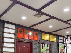 -湖南人家湘菜馆(镇江路店)