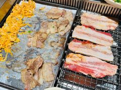 -张牌牌·东北烤肉小吃市集(金楠天街店)