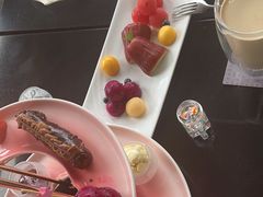 -亚龙湾喜来登·美景台大堂吧