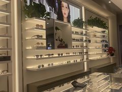 -镜客眼镜(浦江欢乐颂店)