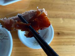 -黄记四更烤乳猪店