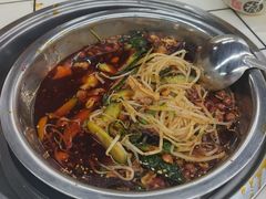 -周良天山牛杂城(天山路总店)