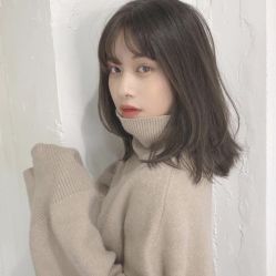 -变画·发型STUDIO
