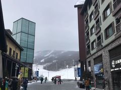-中旅松花湖滑雪场